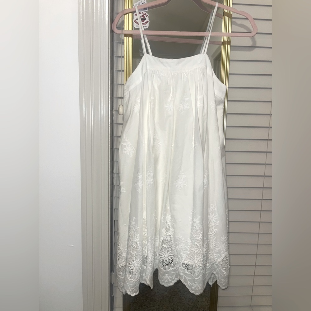 Brand: Shabby Chic Color: off white Size:small